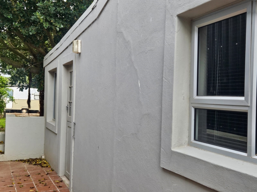 6 Bedroom Property for Sale in Malgas Western Cape